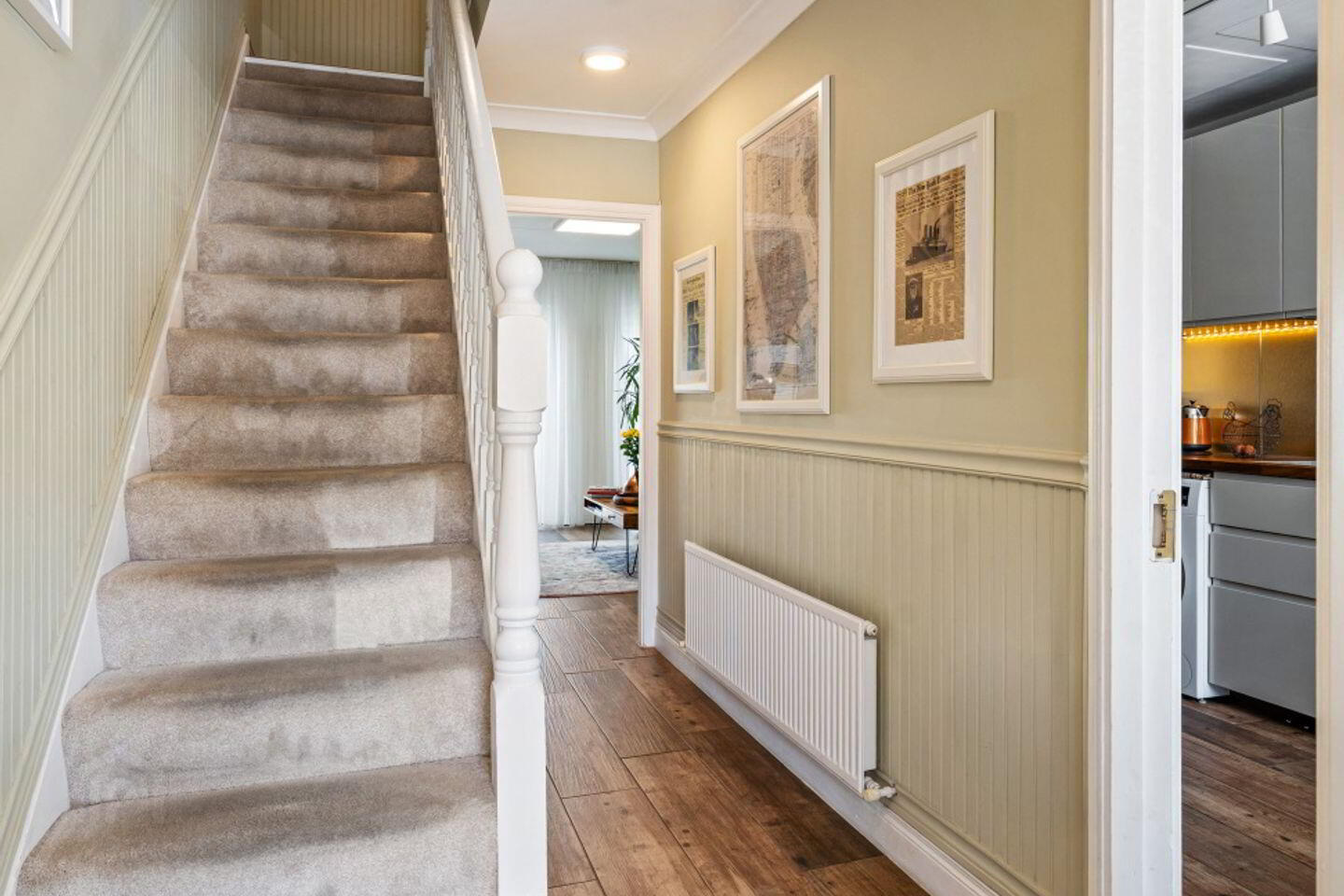 40 Summerseat Court 2 of 12