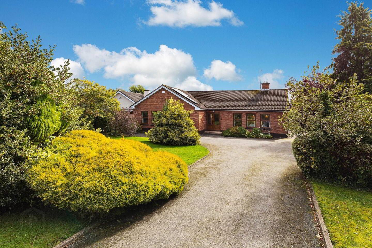 Rowallan 2 of 18