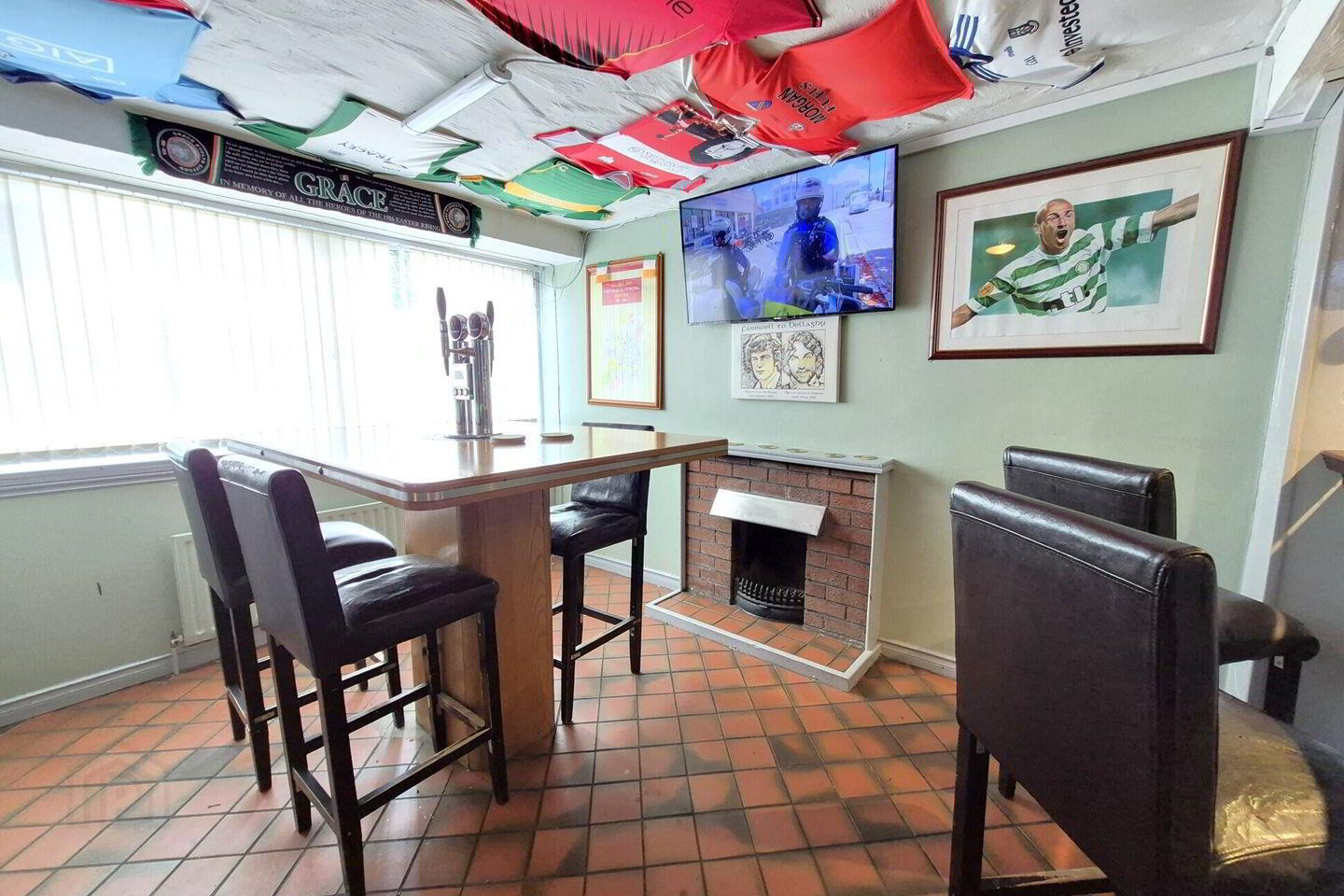 Residence & Licensed Premises 3 of 19