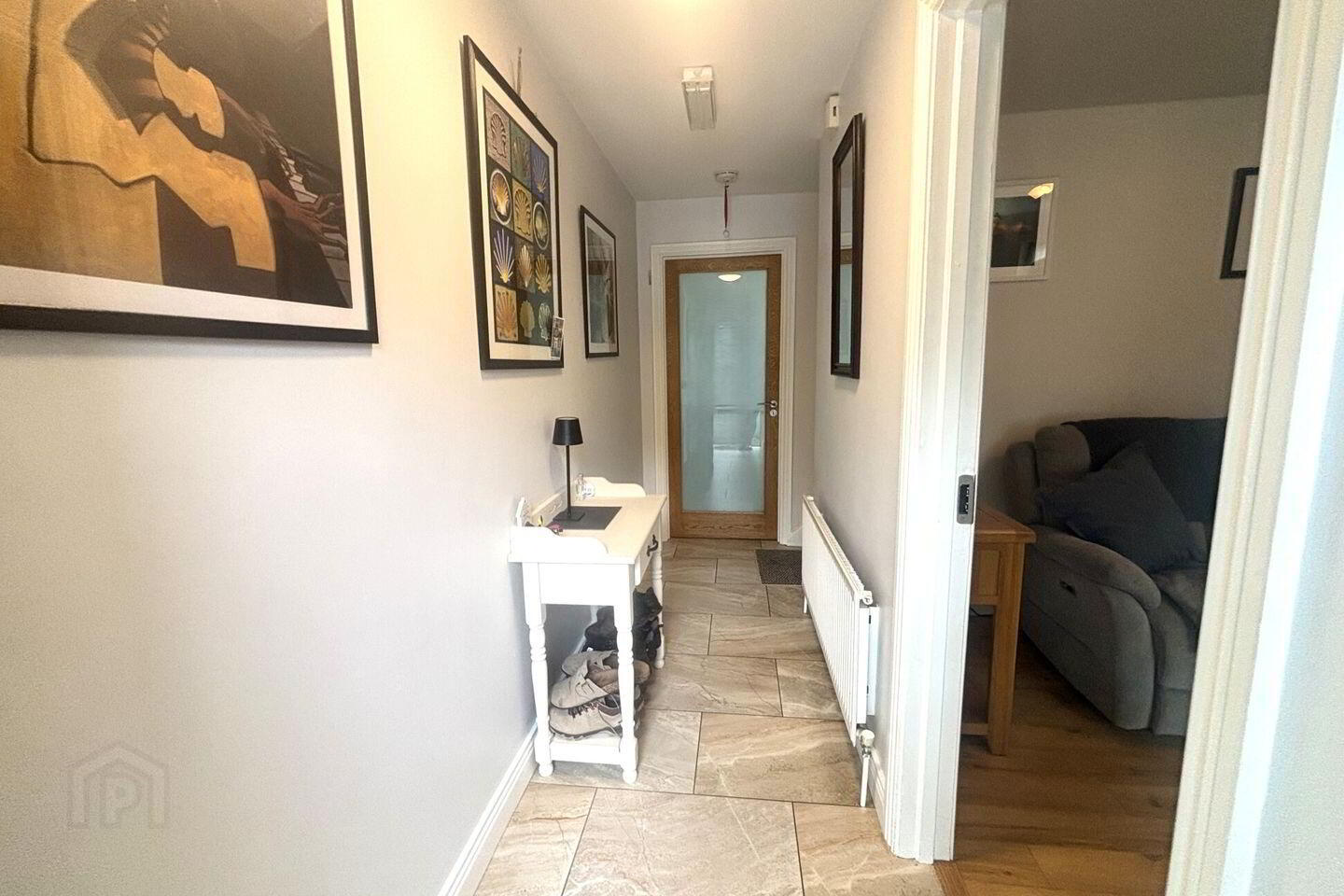 1 Altamount Close 2 of 10