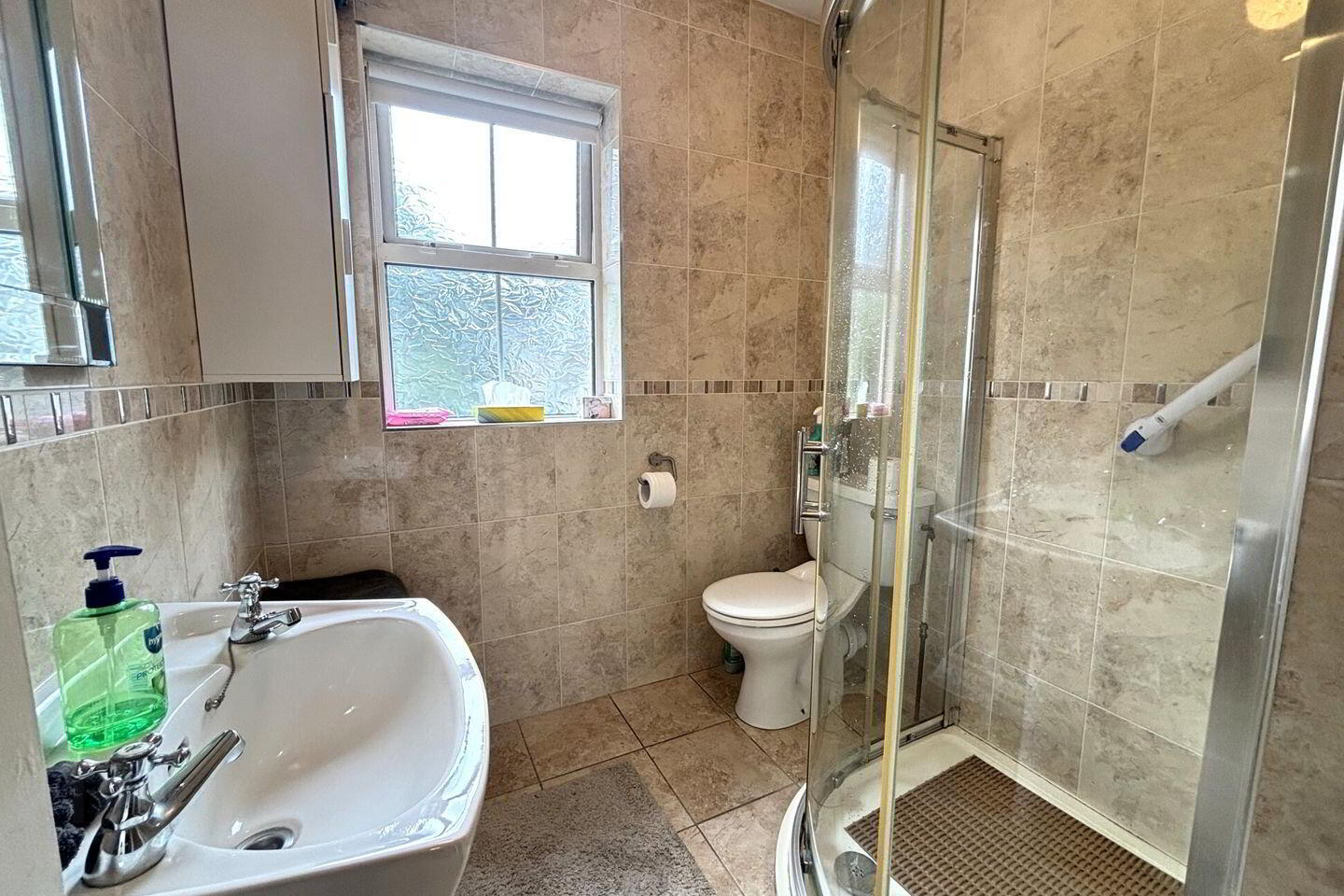 1 Altamount Close 9 of 10