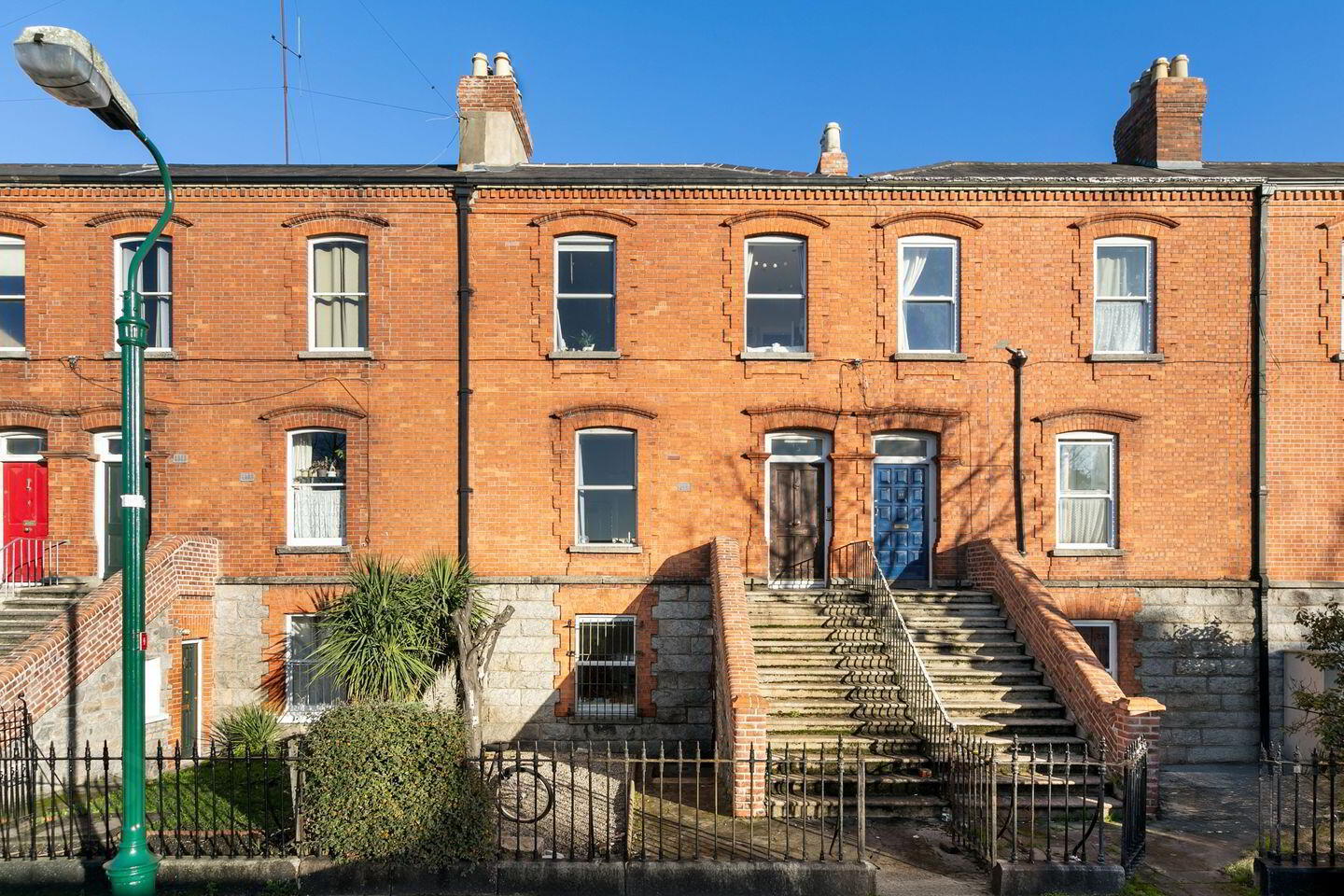 15 Grosvenor Square 1 of 23