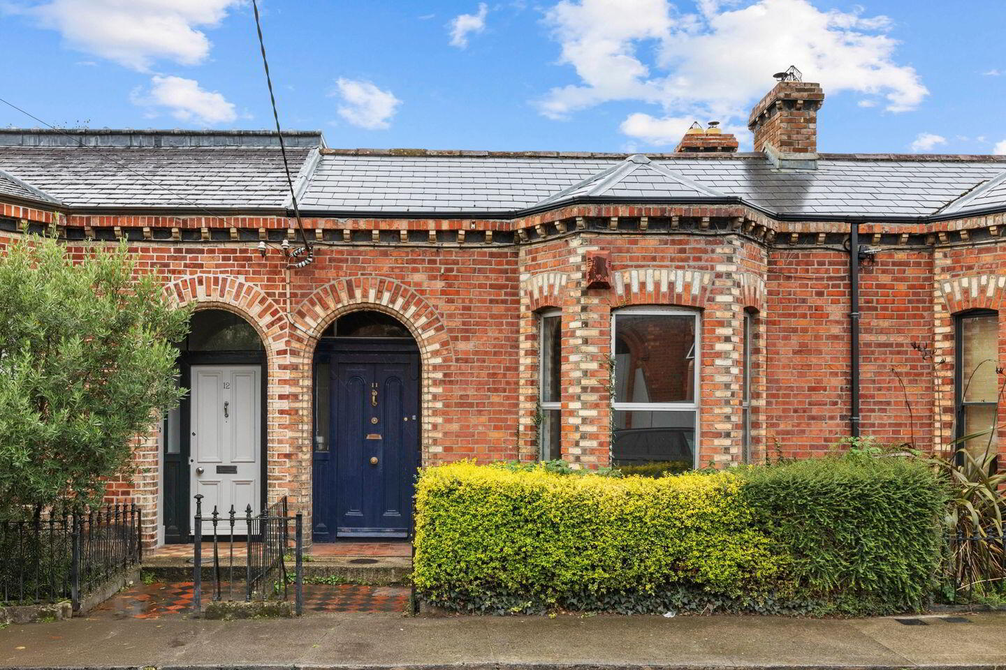 11 Curzon Street 1 of 8