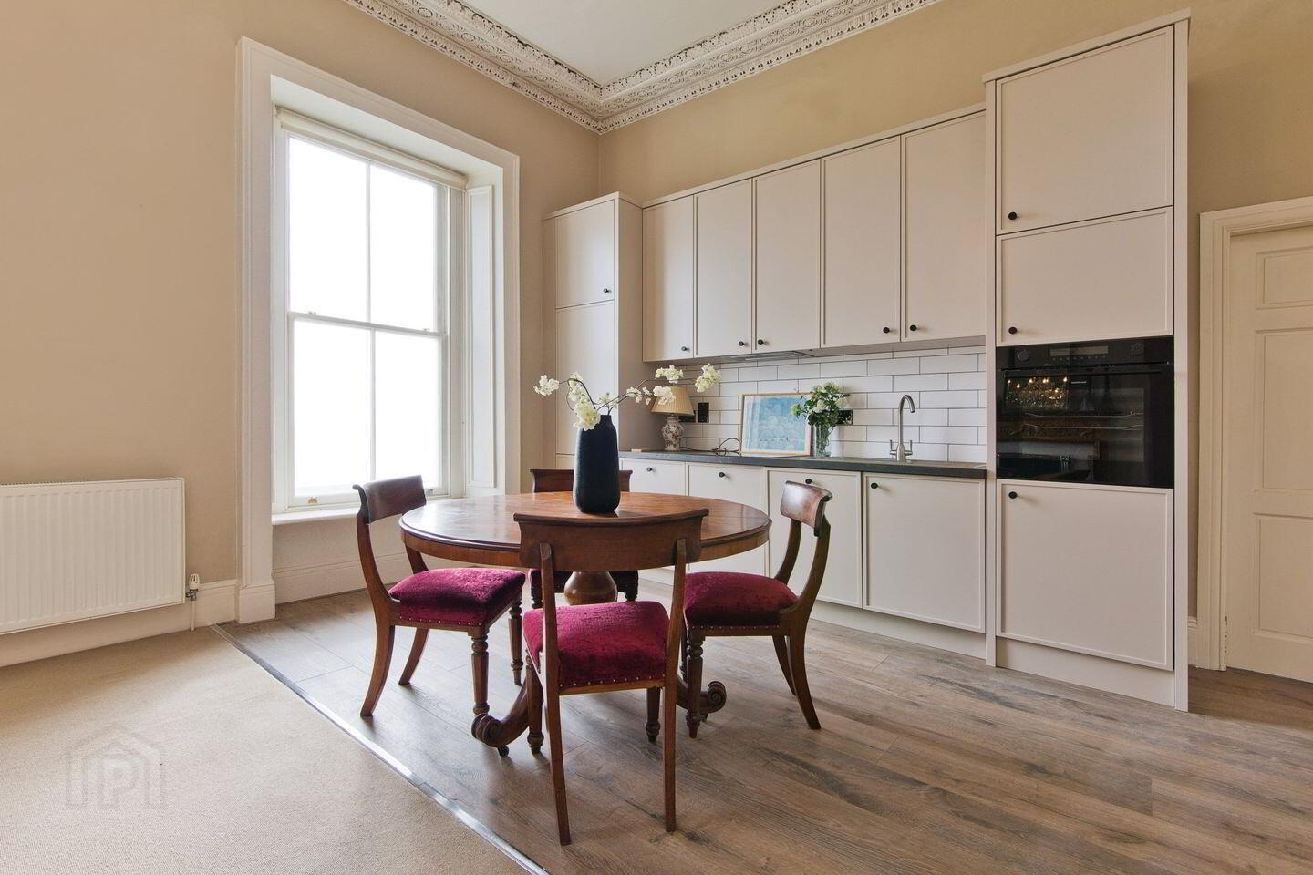 Apt 11, 115 Strand Road 3 of 10