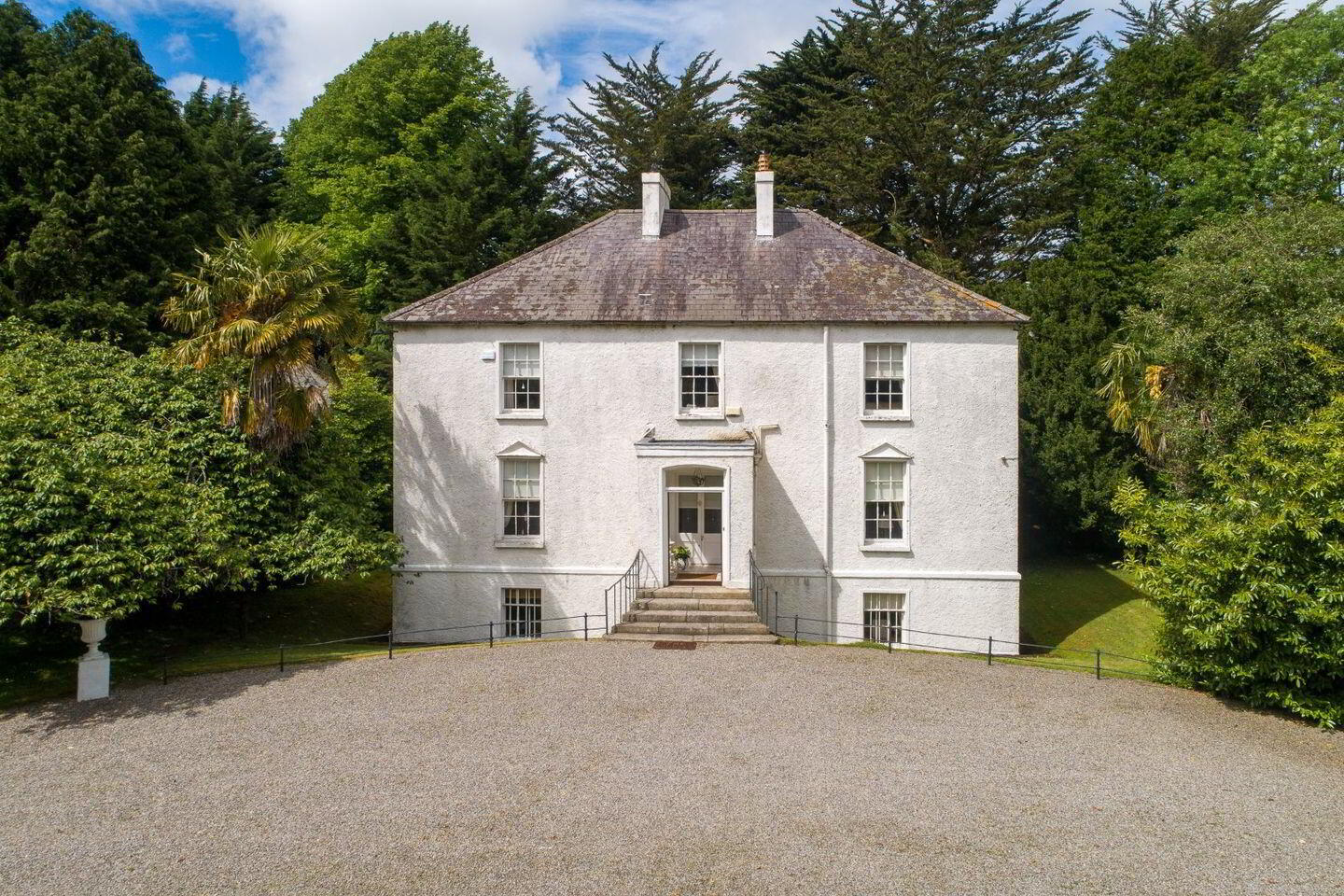 The Laurels, Killeshin Road 1 of 23