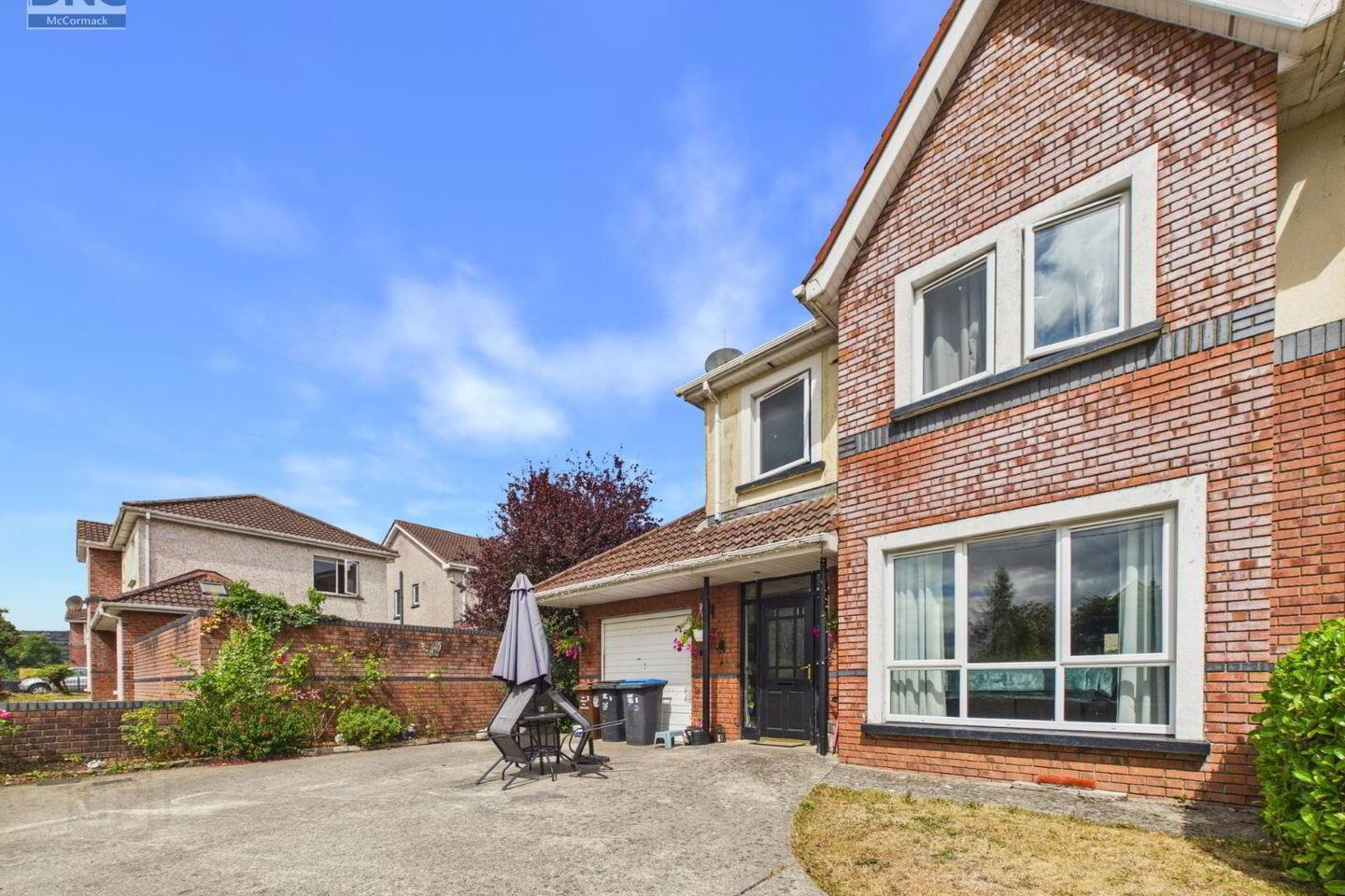 96 Highfield Manor 3 of 23