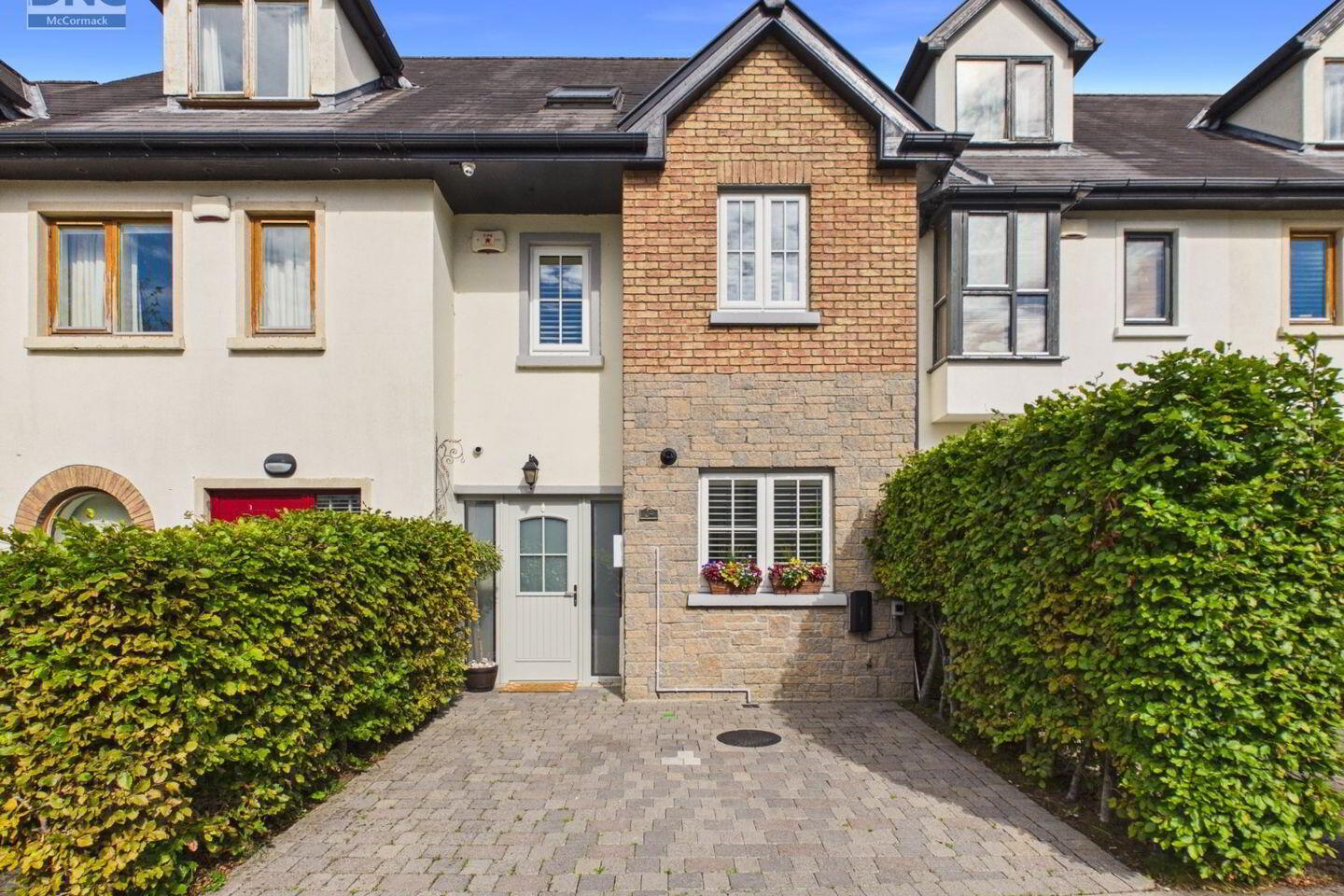 24 Alexandra Park 1 of 24