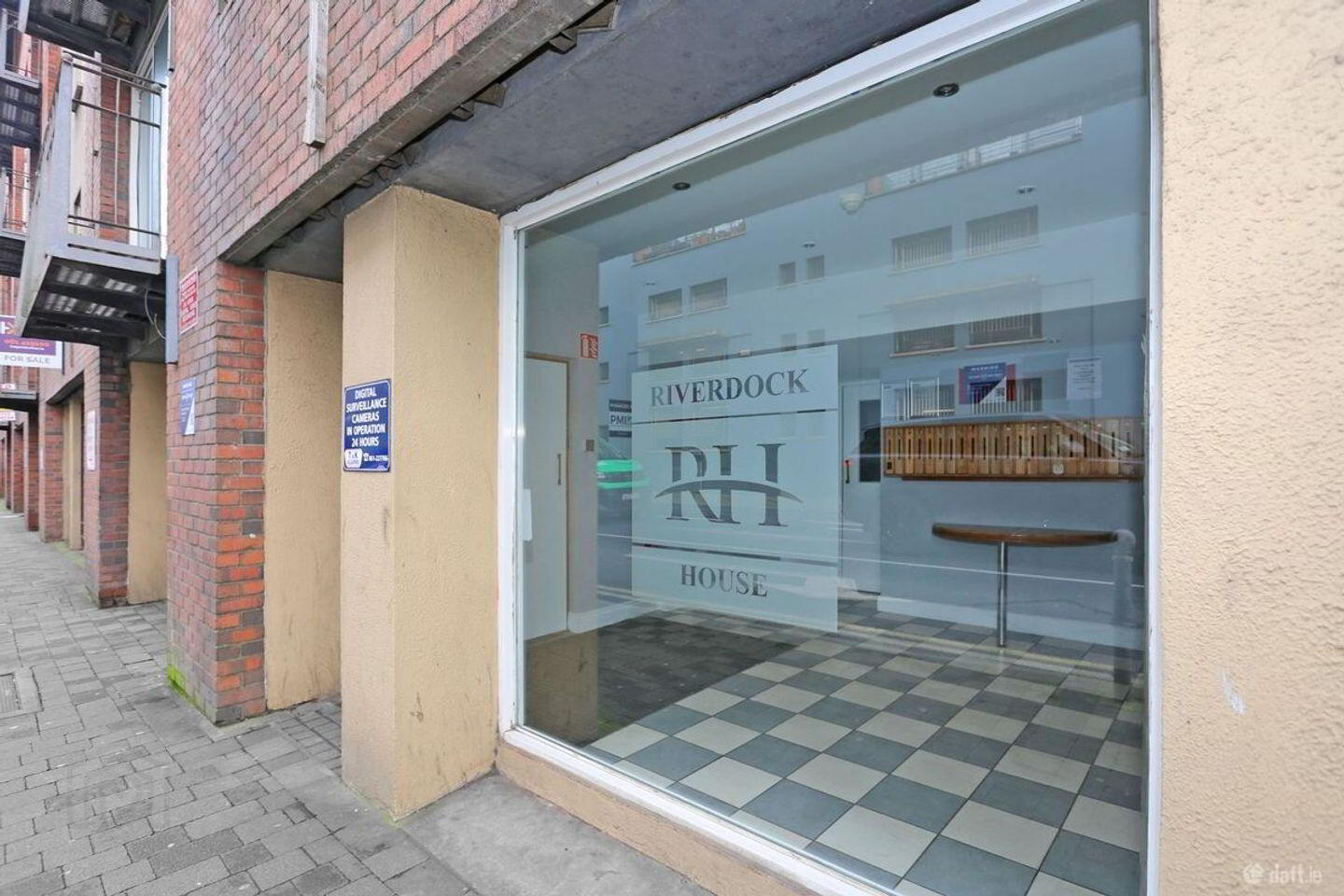 Apartment 23 Riverdock House Limerick City Centre 13 of 14