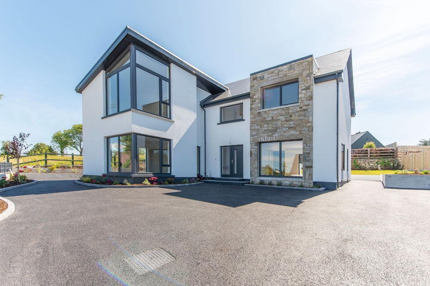 3 An Pairc Mor 2 of 23
