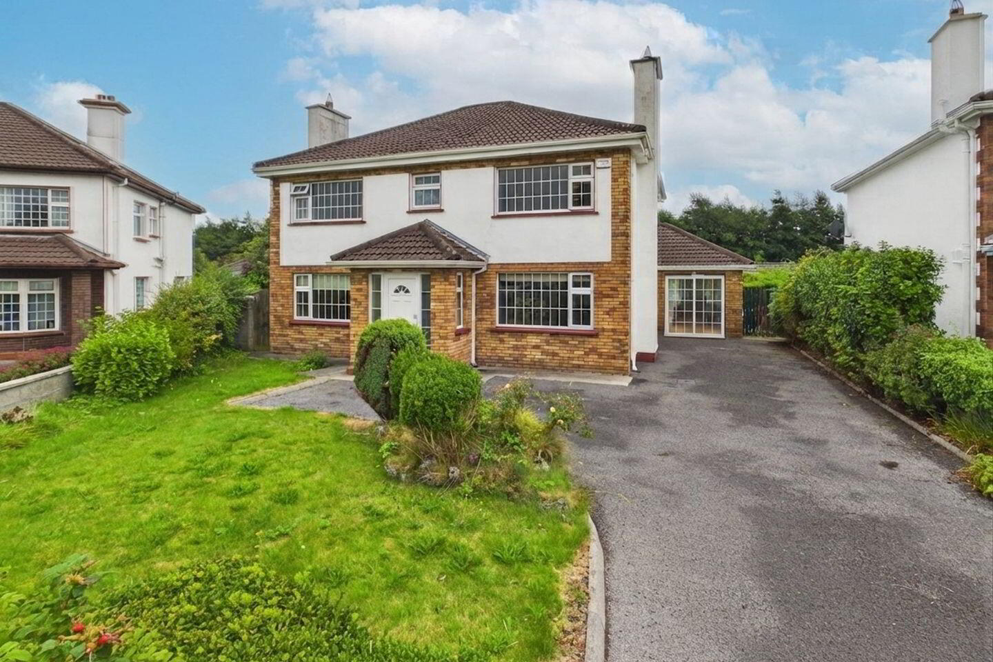 12 Hawthorn Place 1 of 24