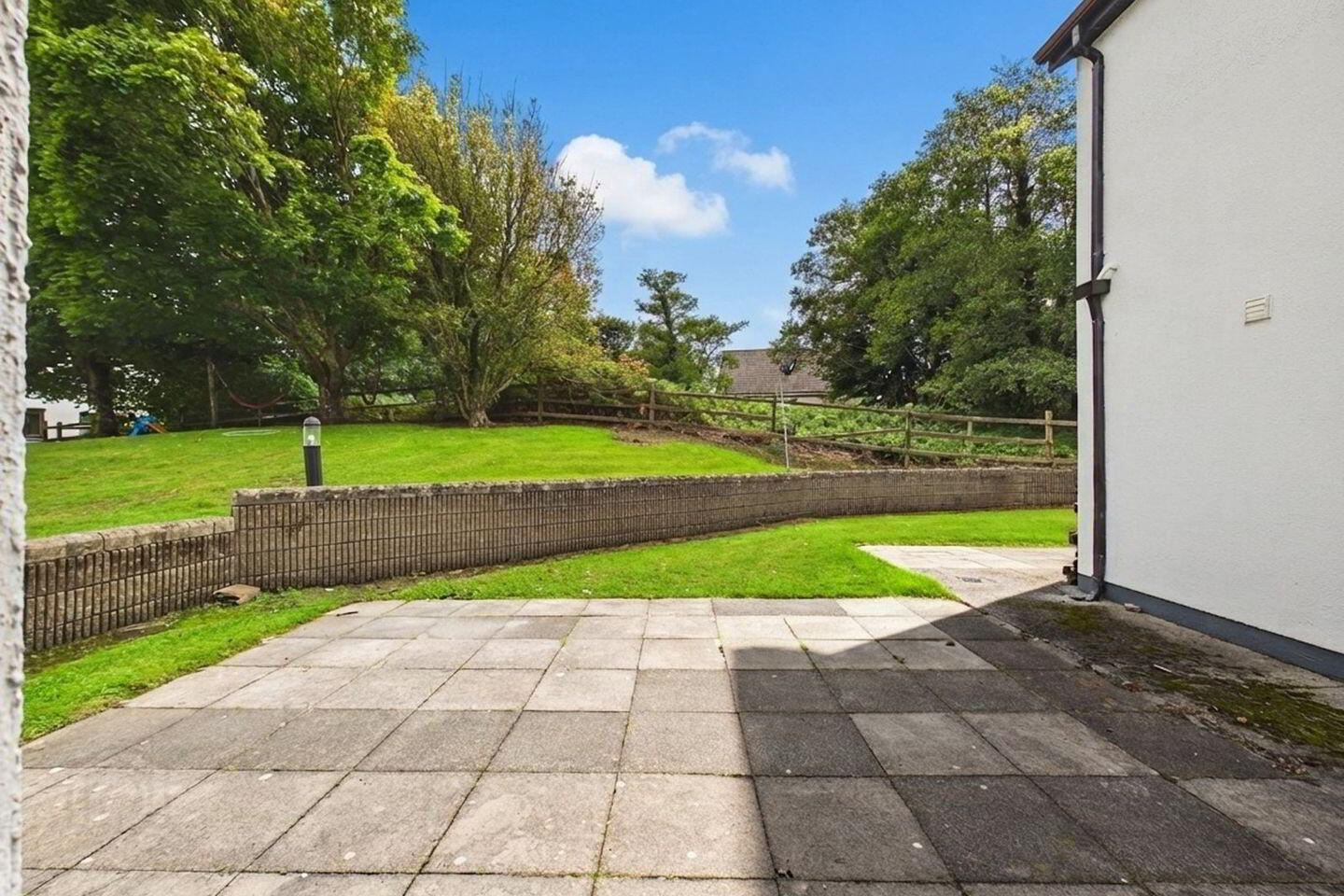 41 Rockbarton Court 3 of 19