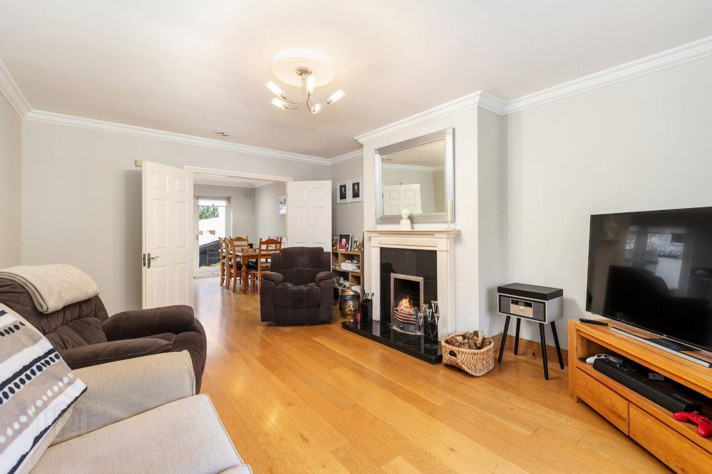 44 Glencairn Rise 3 of 21