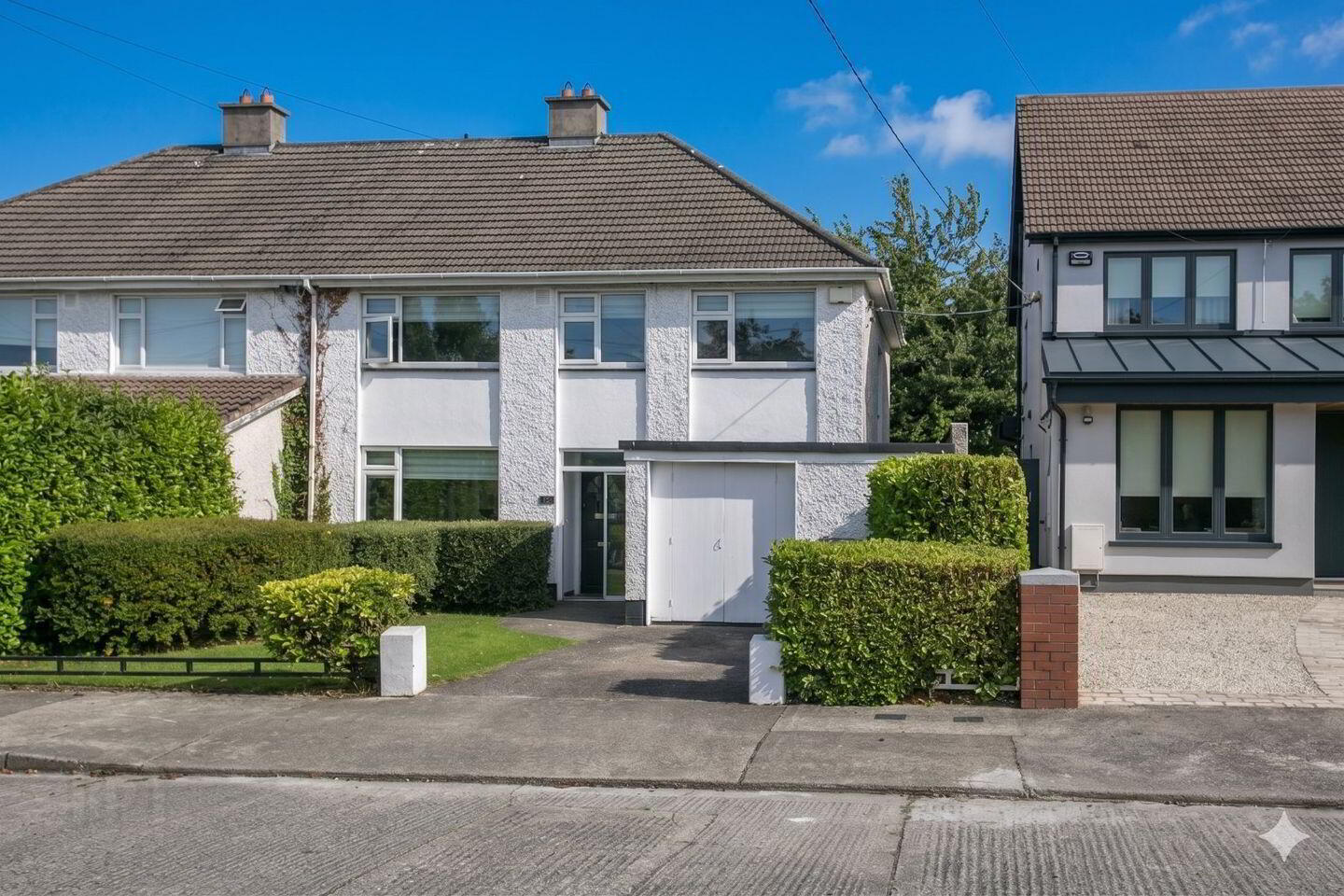 12 Leopardstown Gardens 1 of 21