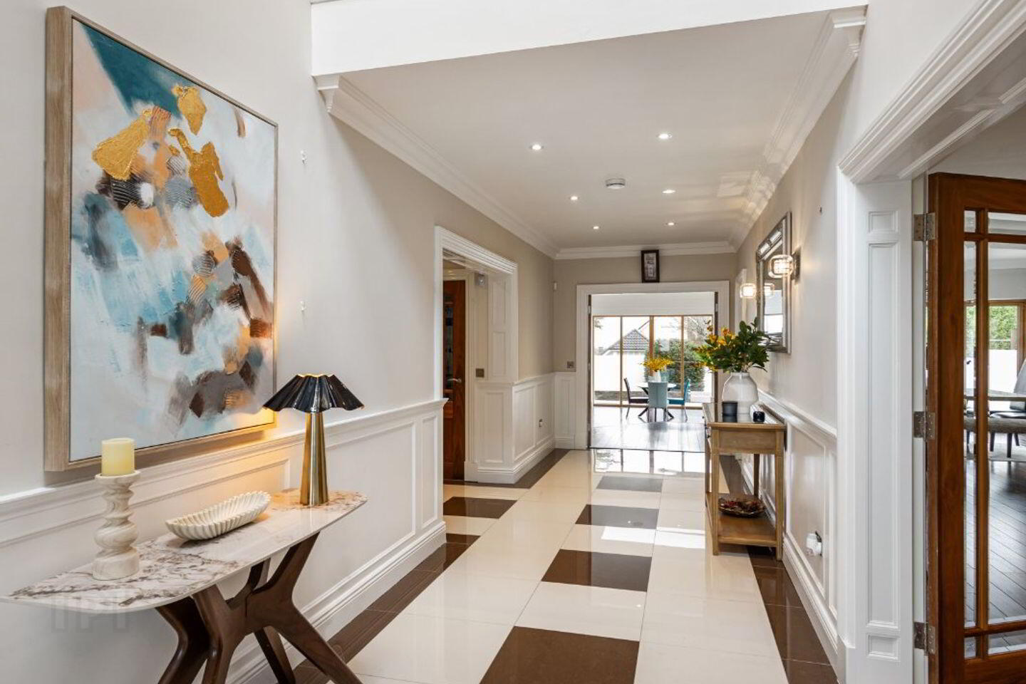 Newlands, 46 Hainault Road 2 of 23
