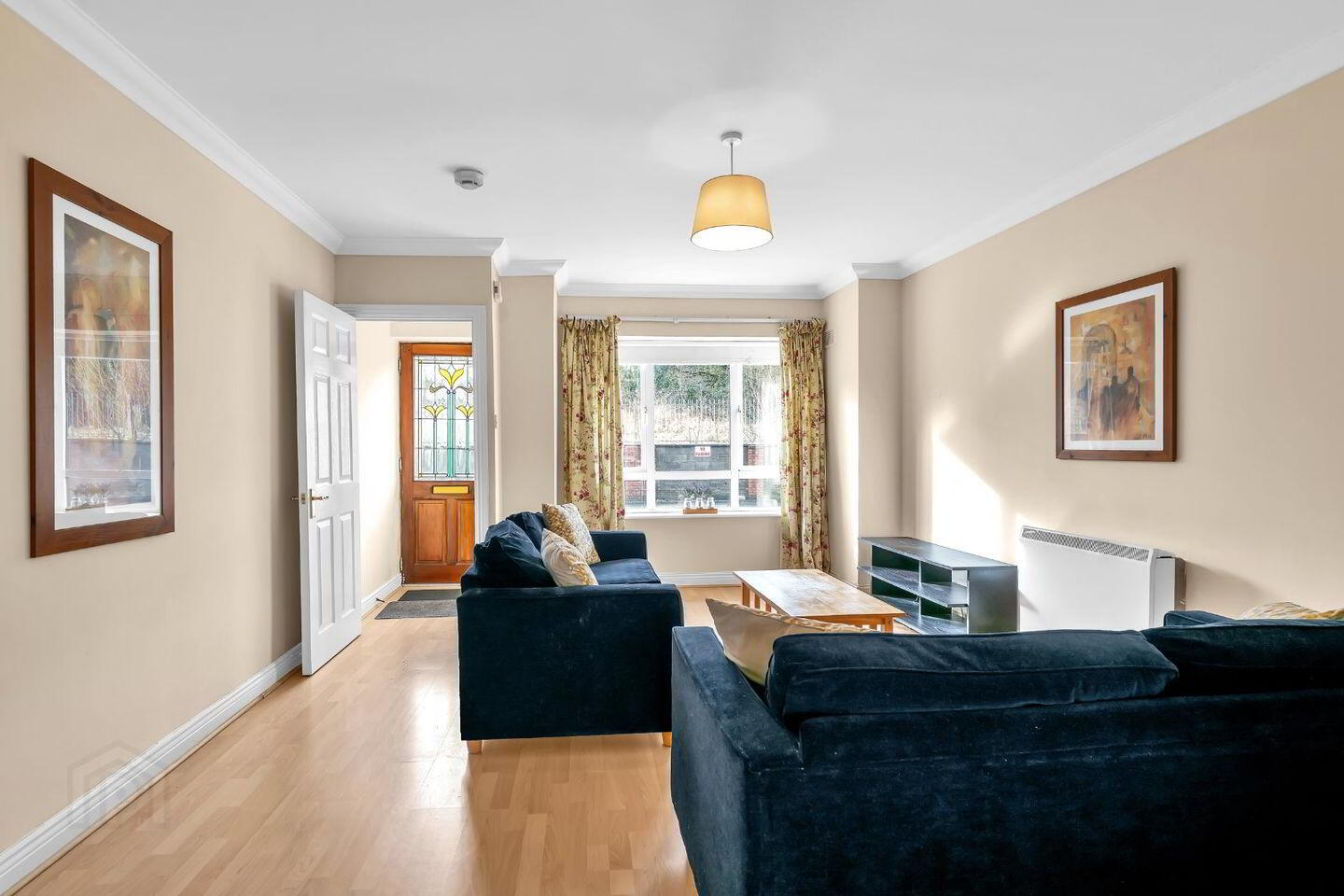 Apartment, 49 Rochford Park 2 of 13