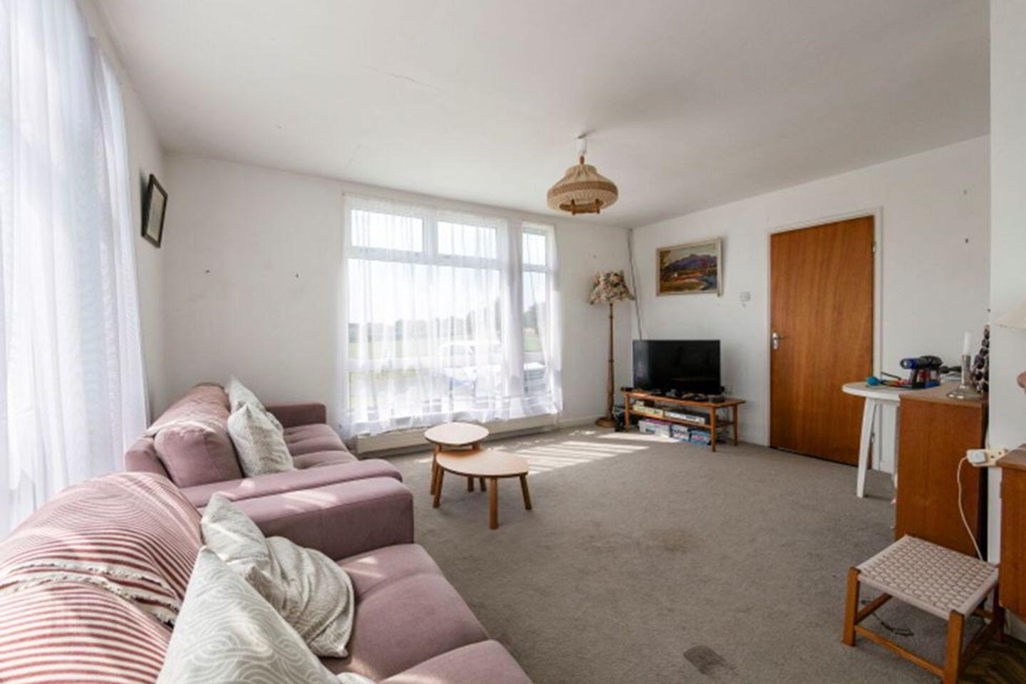8 Greenacres 3 of 23