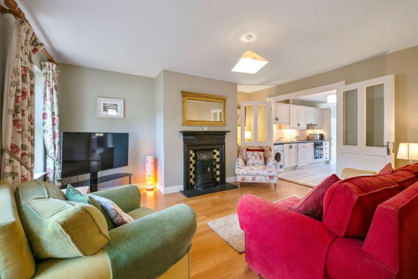 19 Sandycove Phase, 2 Ballymoney 2 of 23