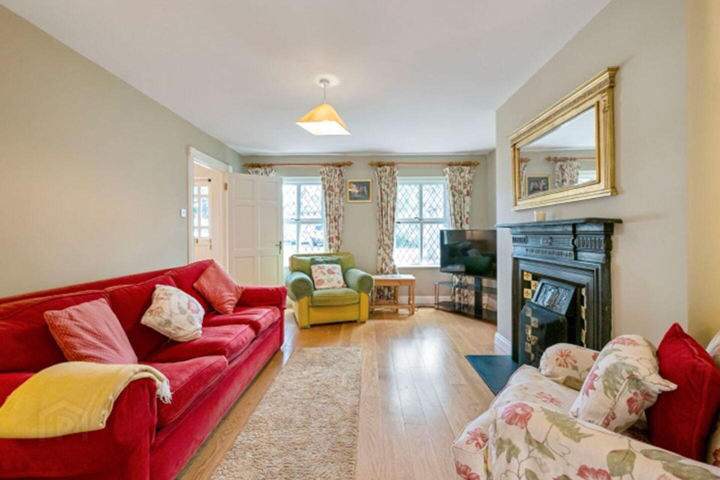 19 Sandycove Phase, 2 Ballymoney 3 of 23