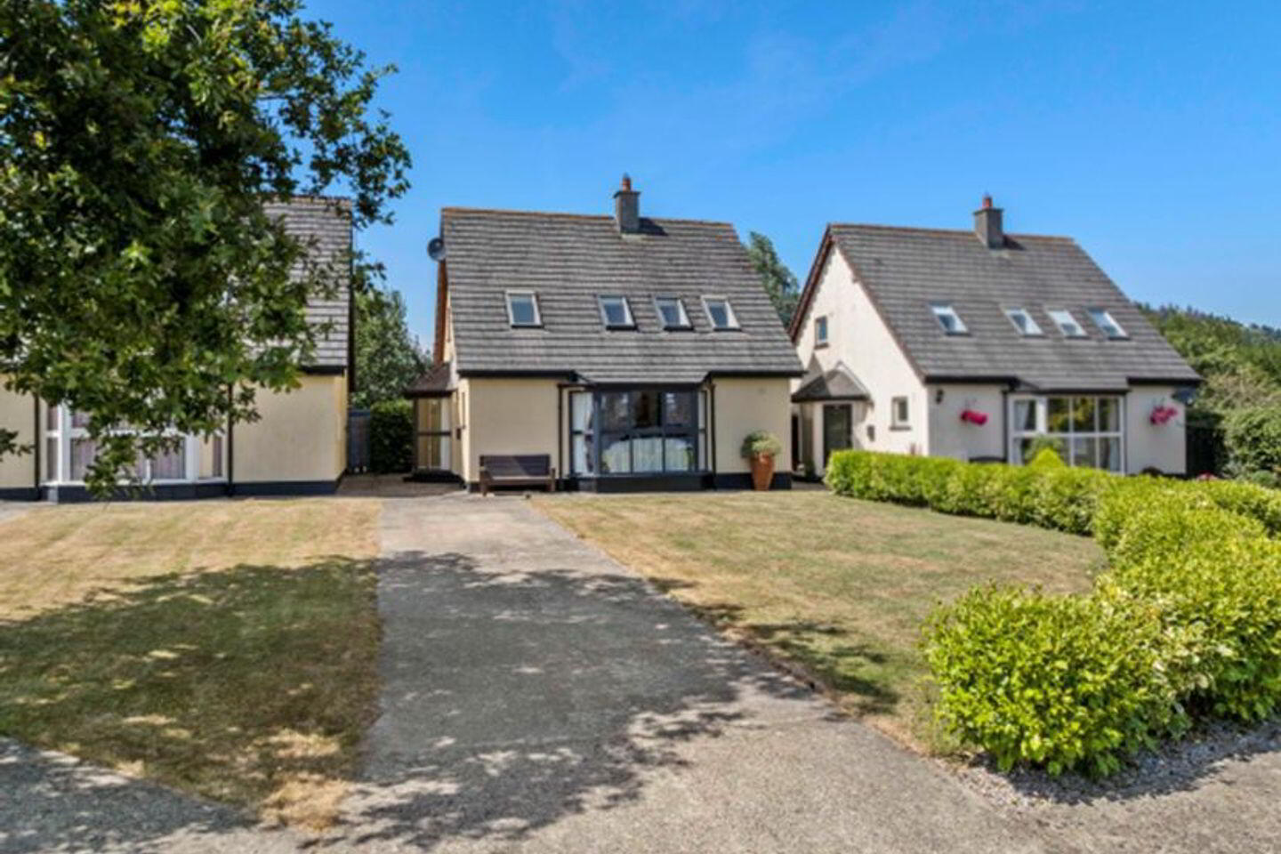 77 Sandycove Phase, 2 Ballymoney 2 of 23
