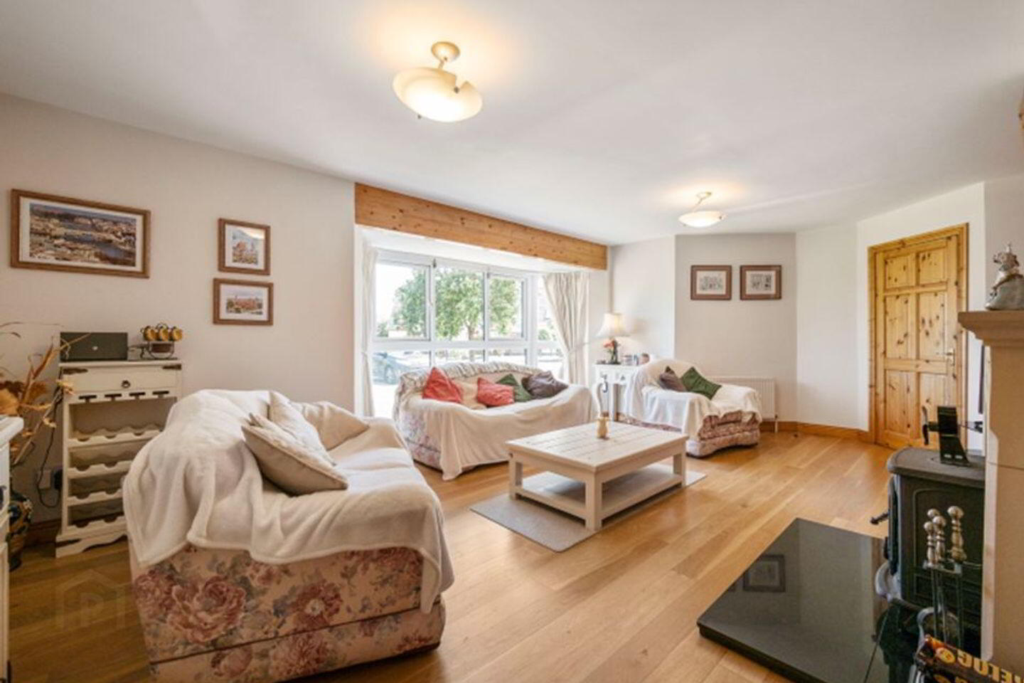 77 Sandycove Phase, 2 Ballymoney 3 of 23