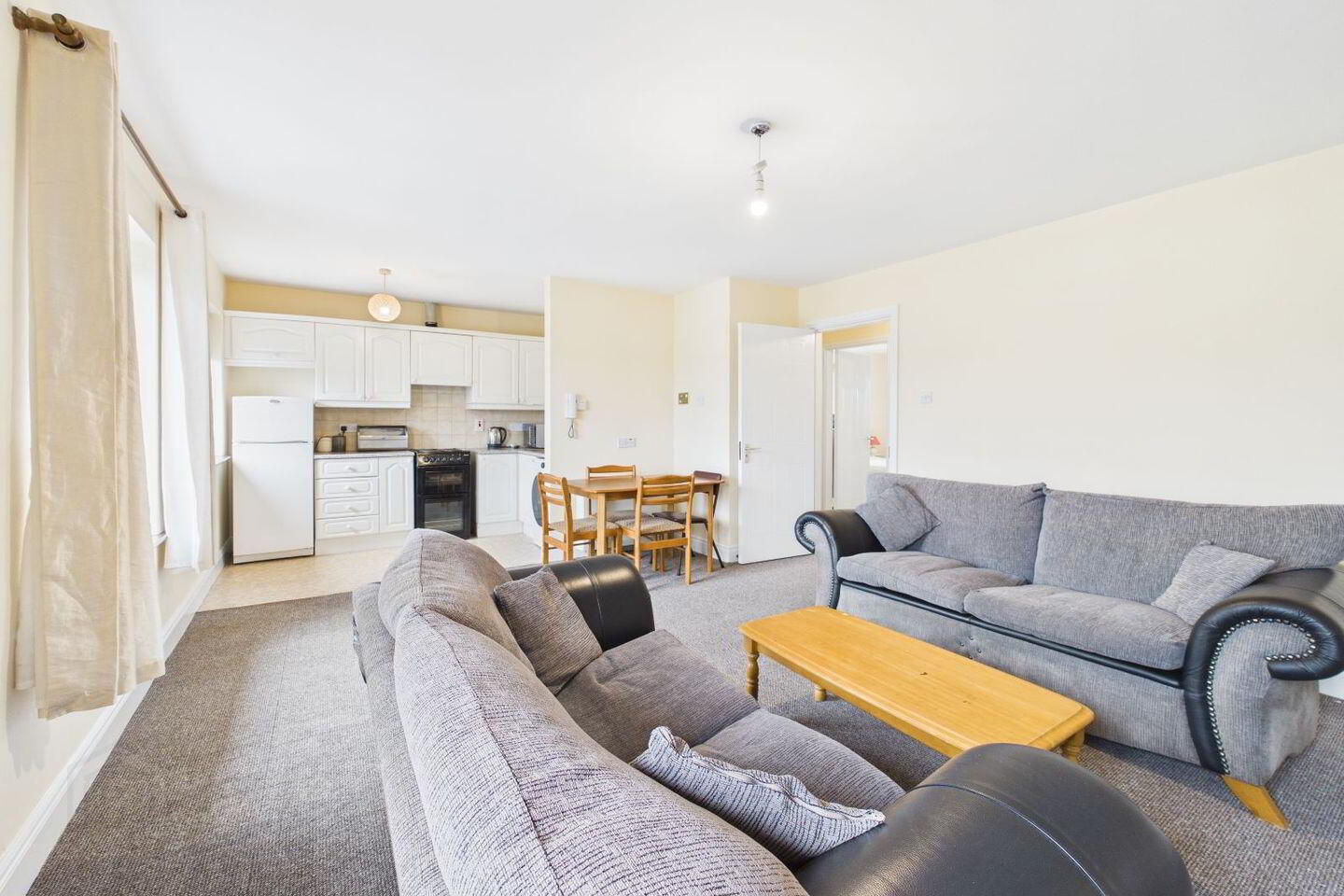 Apartment 34 Cathair Danann 3 of 9