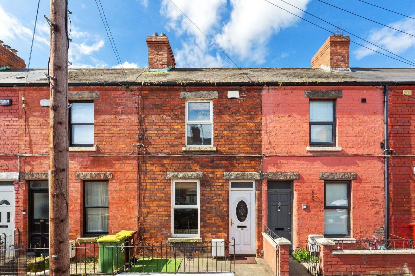 19 Ravensdale Road 1 of 9
