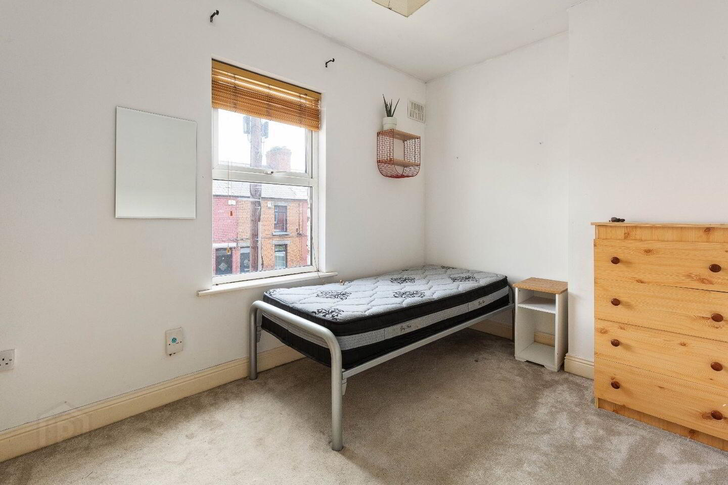 19 Ravensdale Road 8 of 9
