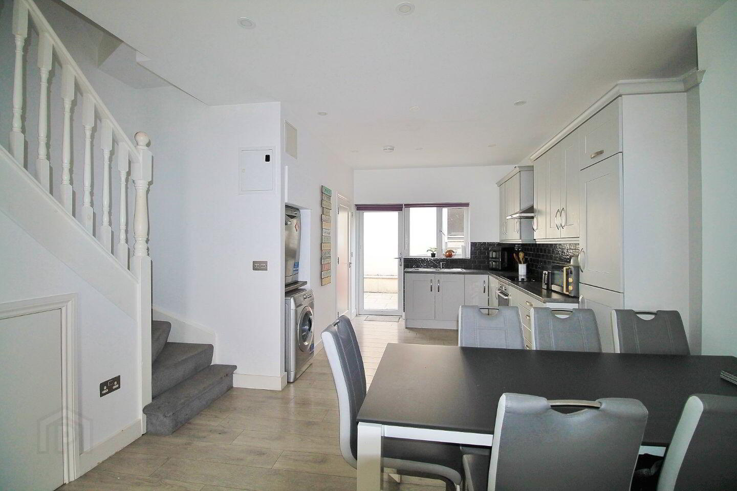 18 Millmount Avenue 3 of 20