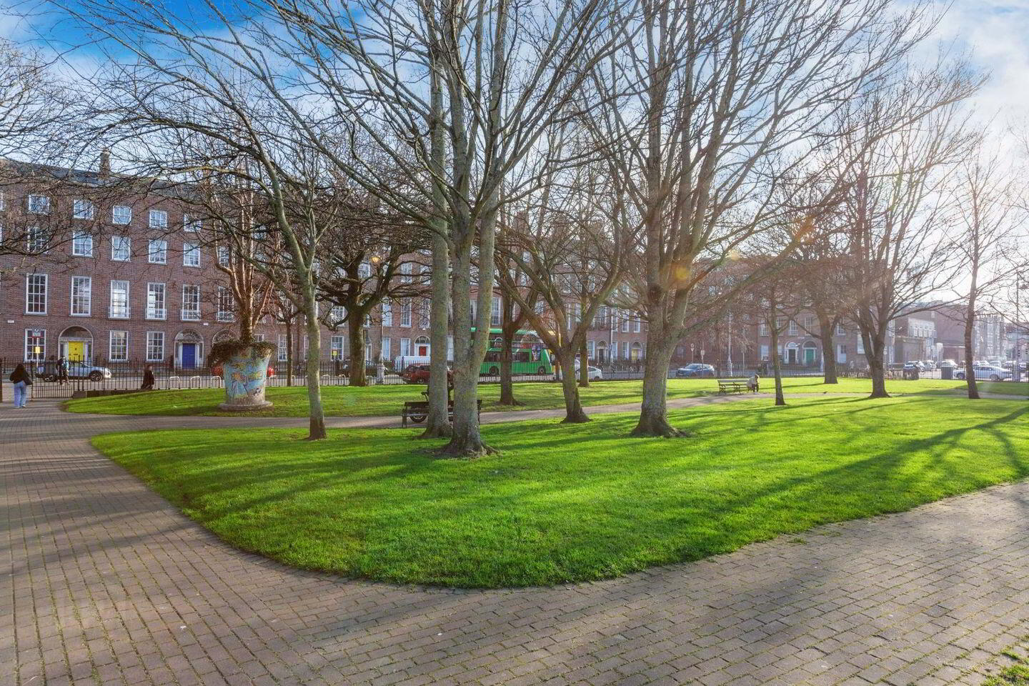 Apt. 11, 52 Mountjoy Square South 14 of 15