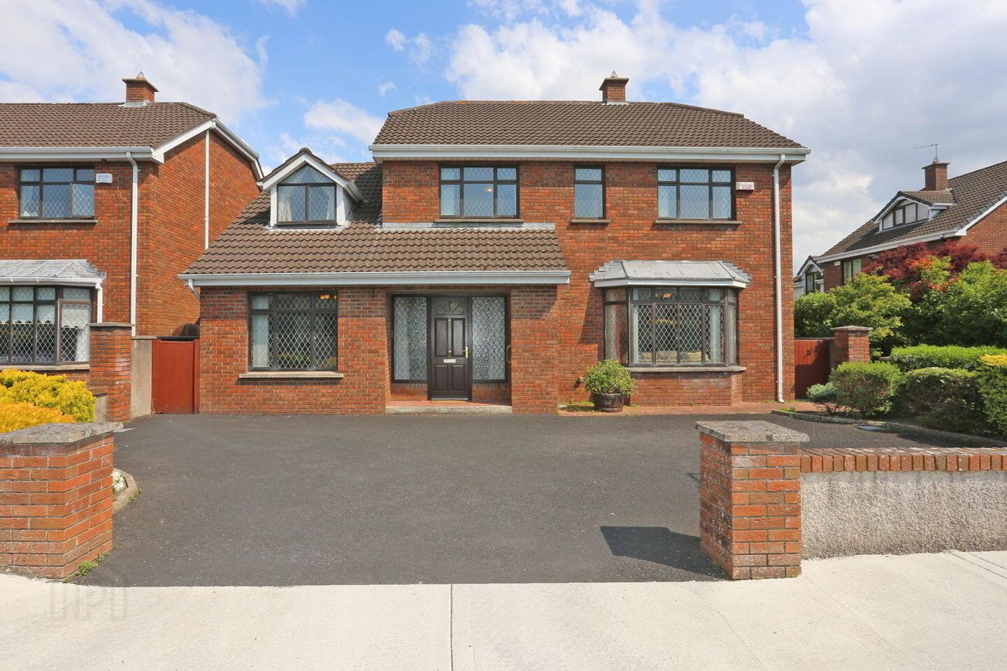 8 Mount Gerard Court 1 of 4