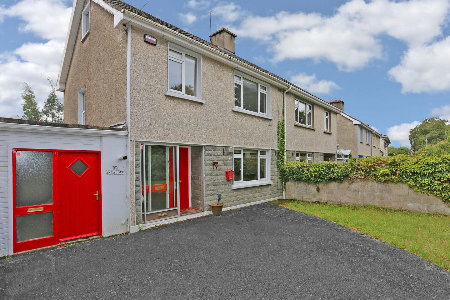 Annalore, 15 New Westfields 3 of 3