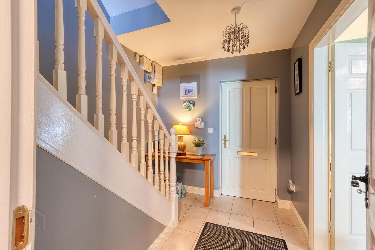 54 Mell Street 3 of 7