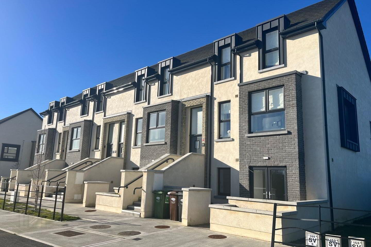 30 Hamilton Park ( Apt) 1 of 6