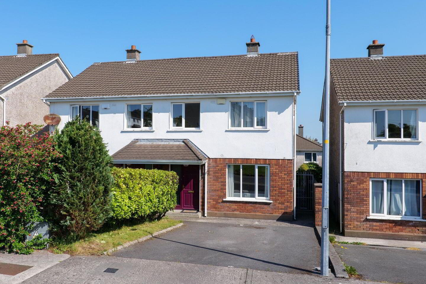 161 Gleann Dara 1 of 5