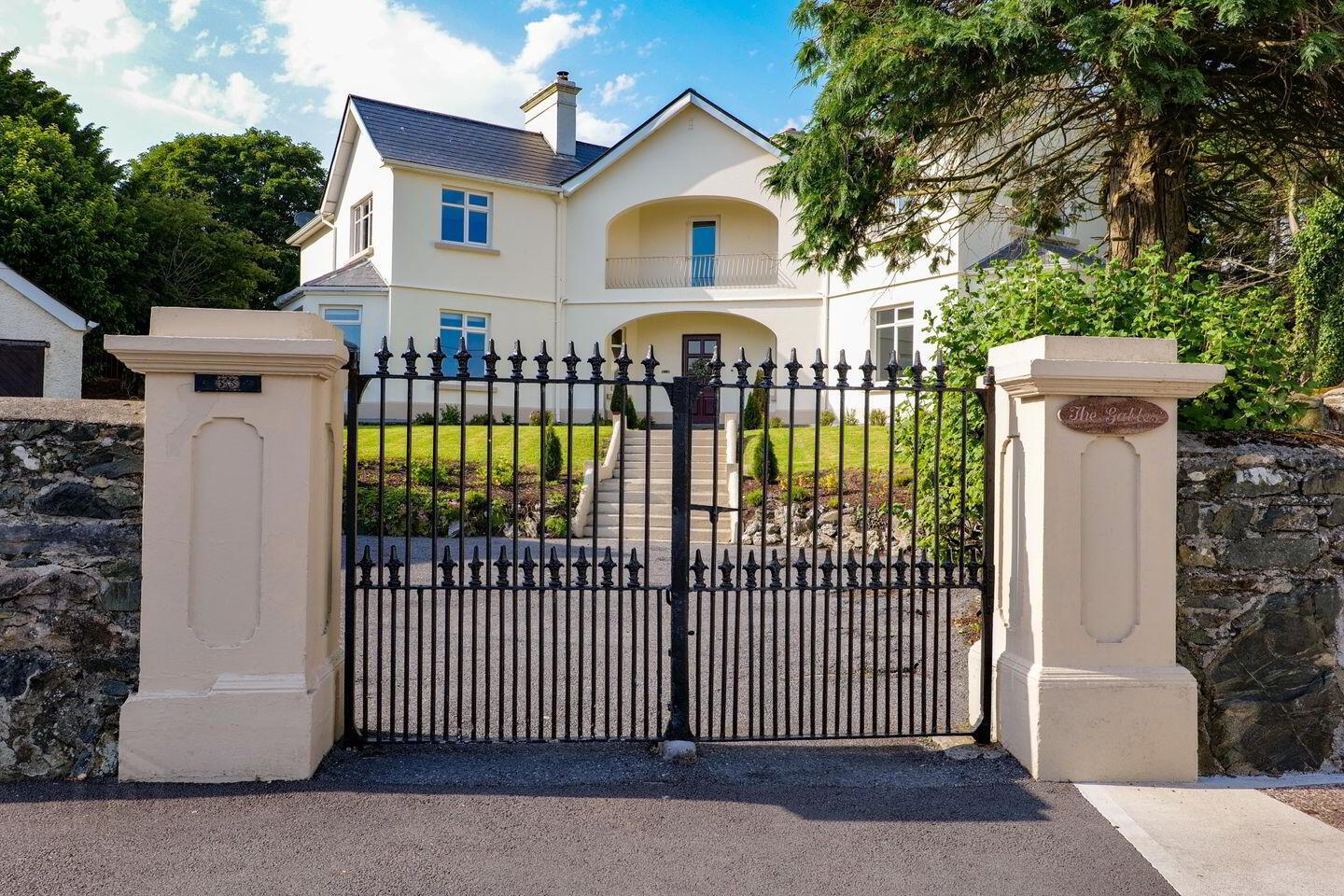 The Gables, 33 Saint Marys Road 2 of 4