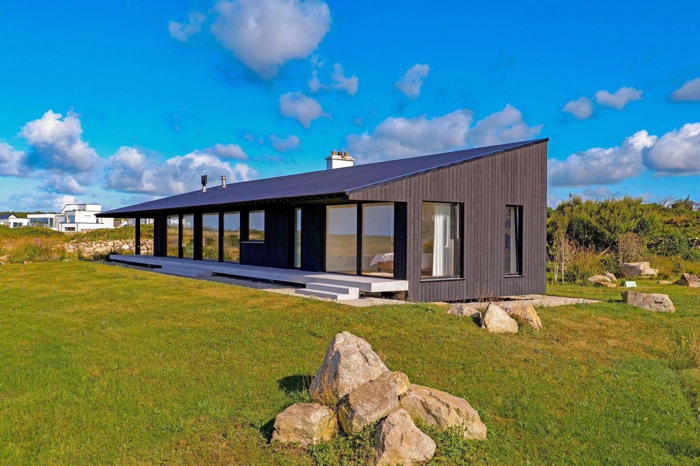 Stripe Cottage 4 of 5