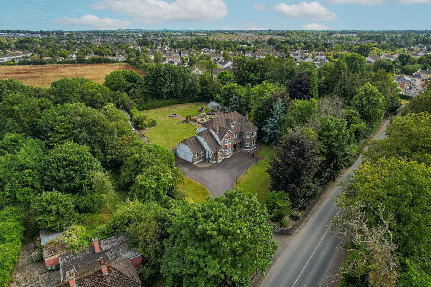 Boyne Road 2 of 6