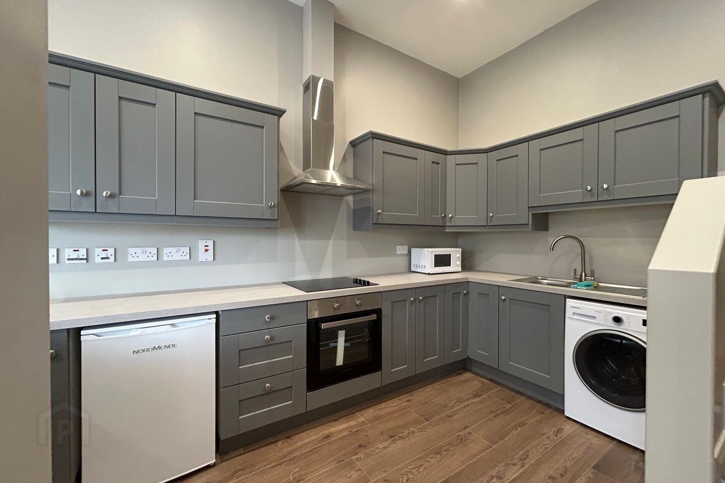 Apartment 39 Dominic's Abbey 7 of 7