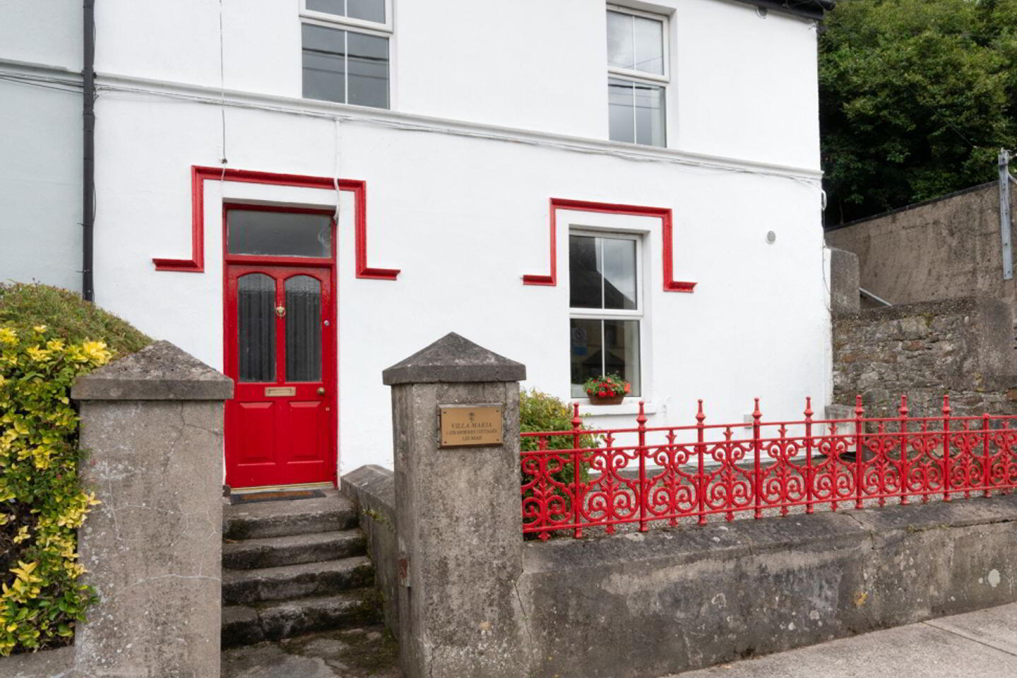 1 Strawberry Cottages 2 of 4