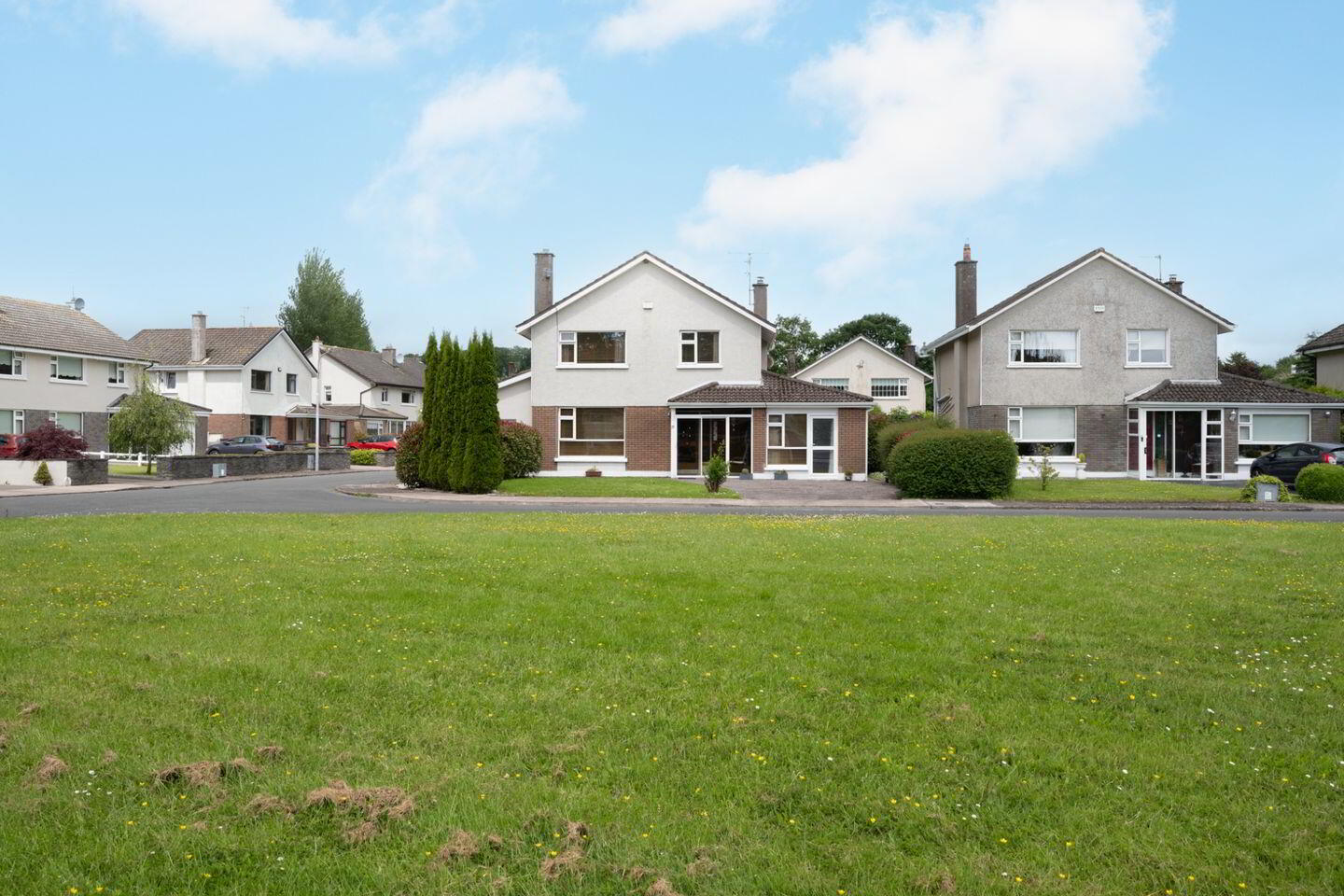 21 Senandale 2 of 4