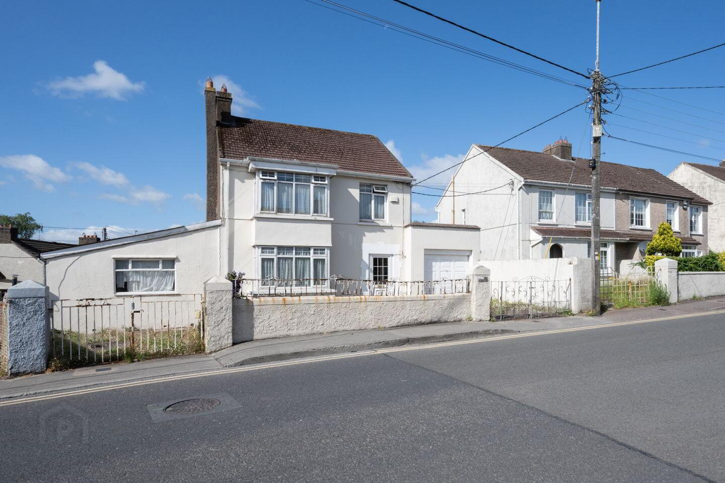 Avalon, 62 Hartlands Avenue 2 of 4