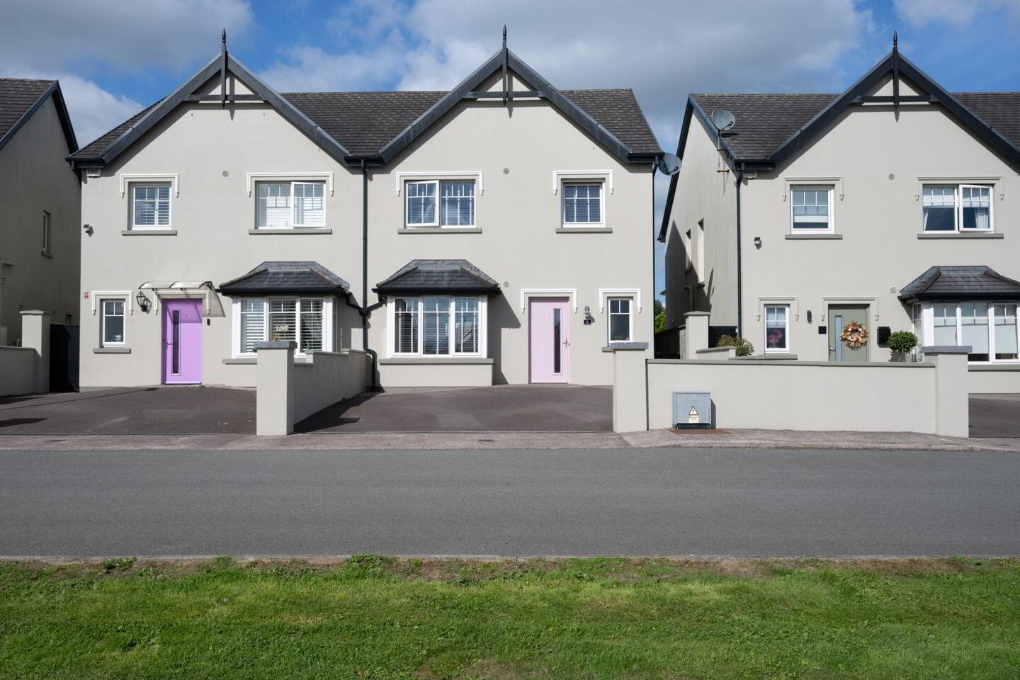 6 Maglin Green 2 of 32