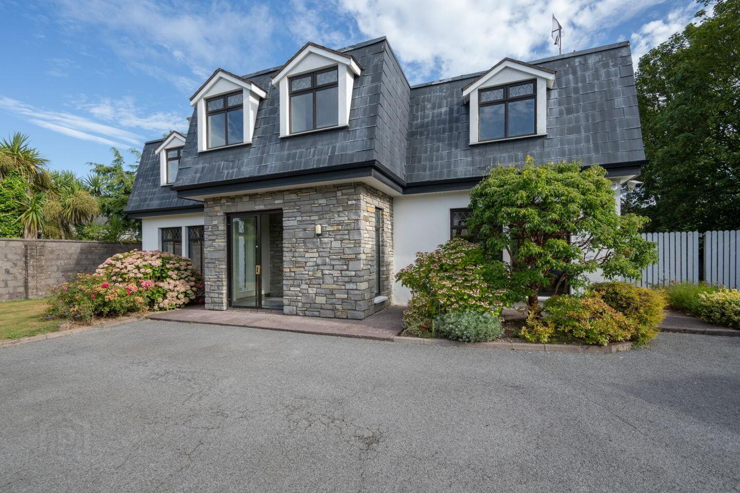 Cnoc An Aighre 2 of 3