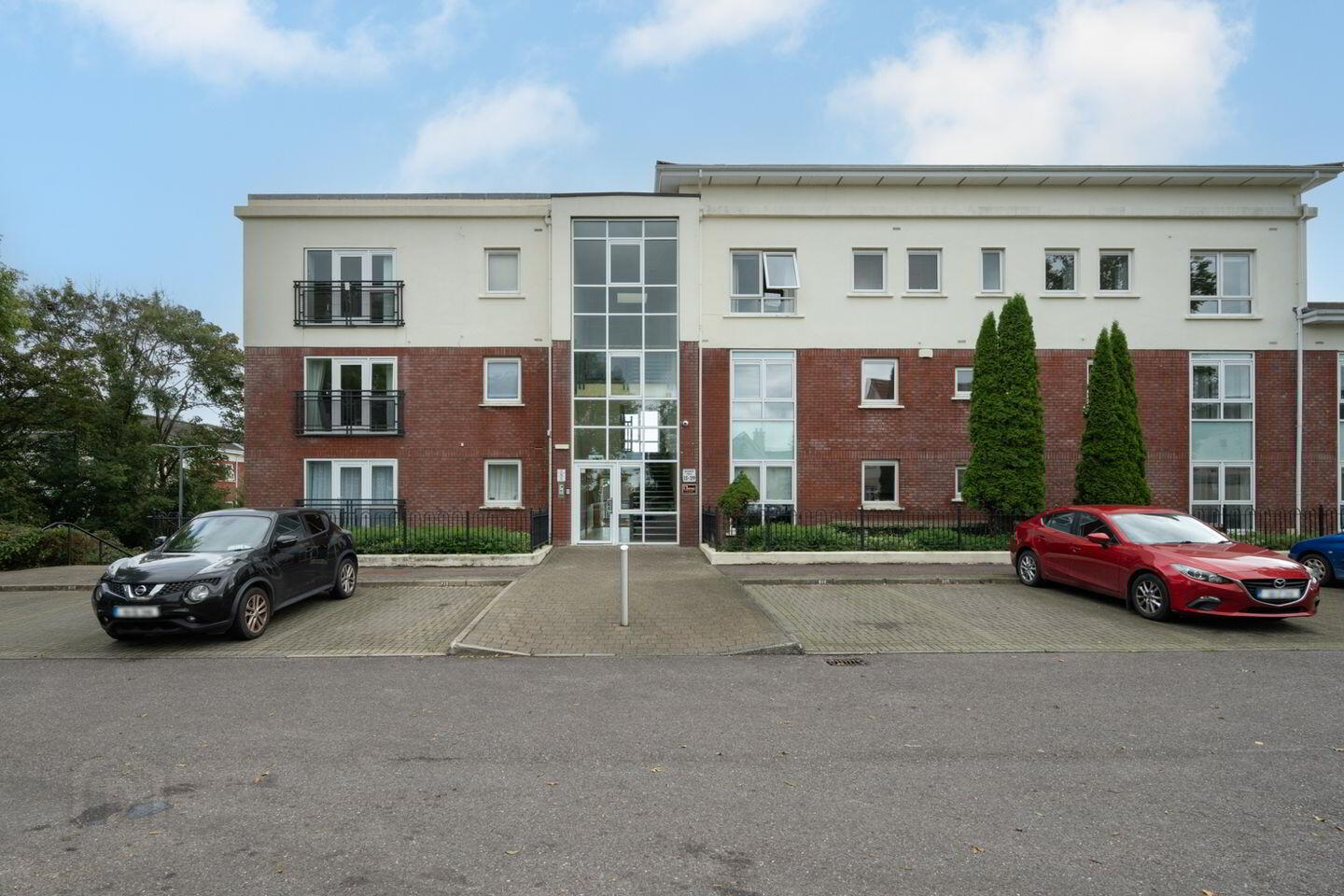 21 Granary Hall 2 of 3