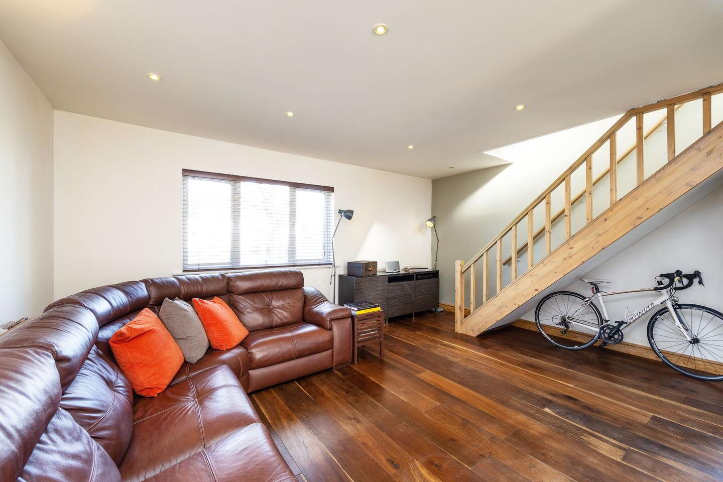 113 Bayside Boulevard North 2 of 6