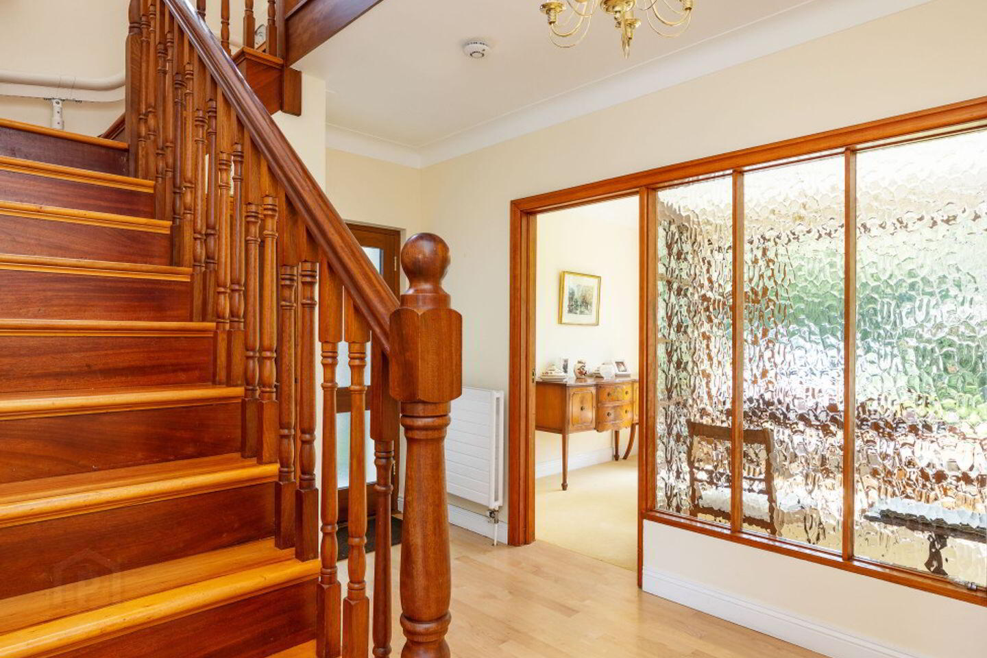23 Thormanby Lawns 2 of 5