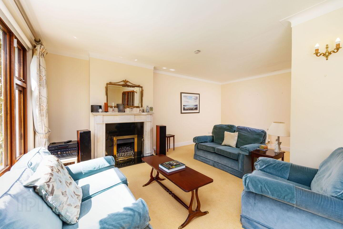 23 Thormanby Lawns 4 of 5