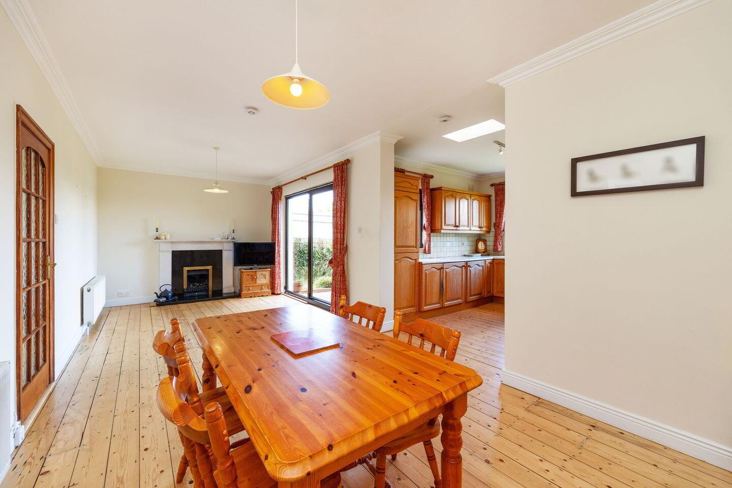 23 Thormanby Lawns 5 of 5