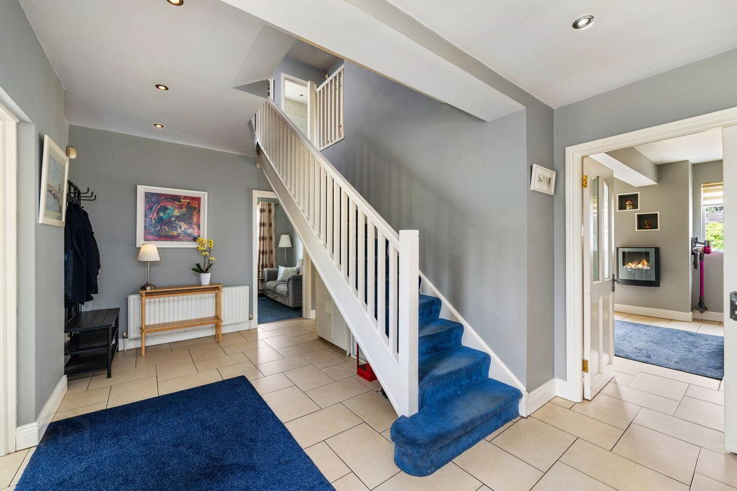 27 Thormanby Lawns 2 of 4