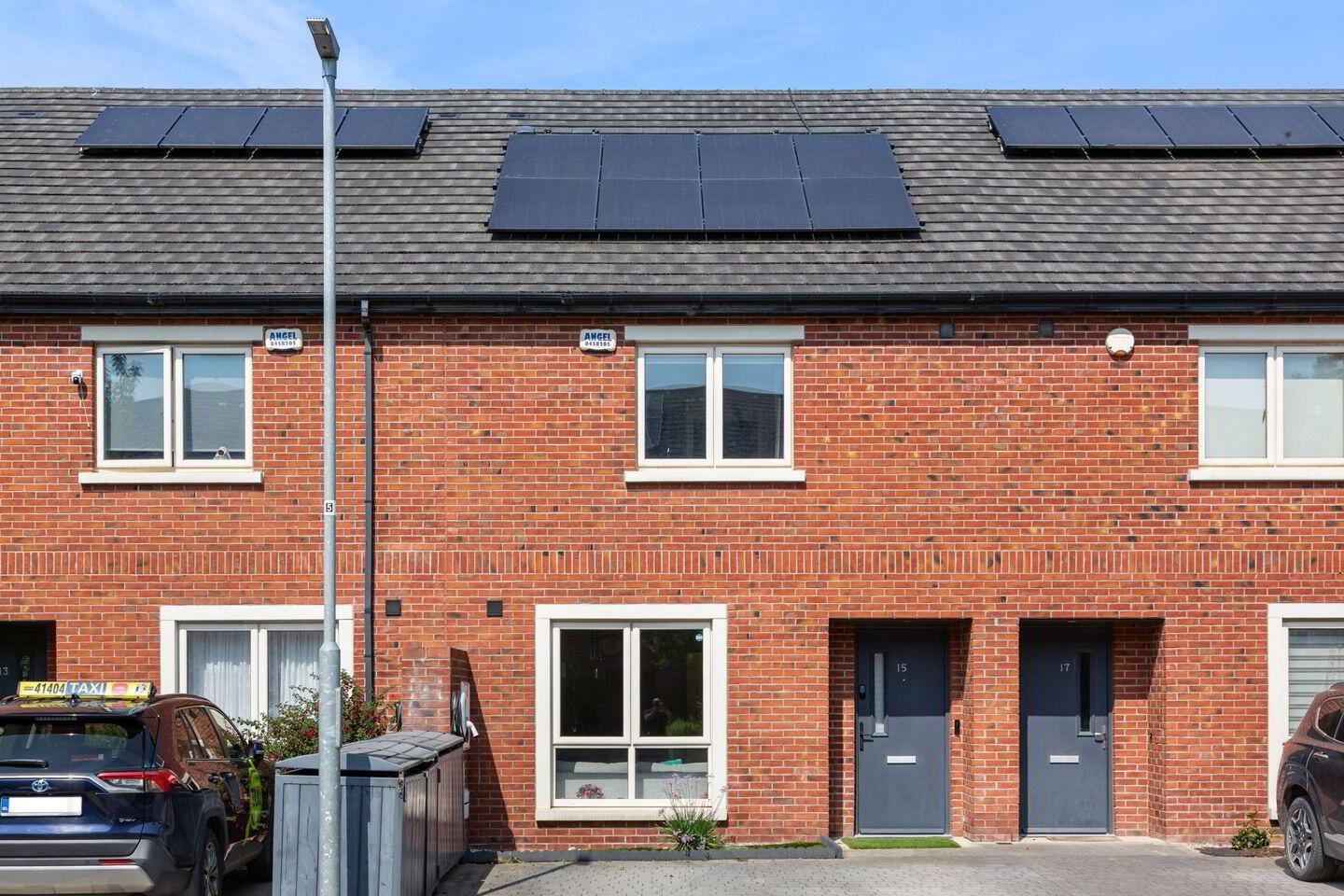 15 Gandon Walk 1 of 4